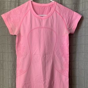 COPY Lululemon active shirt